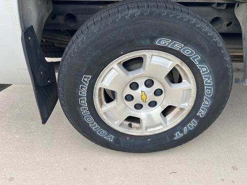 Silver 2011 Chevrolet Silverado 1500 LT