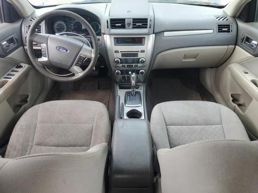 Black 2010 Ford Fusion SE