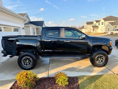 2017 GMC Canyon Denali