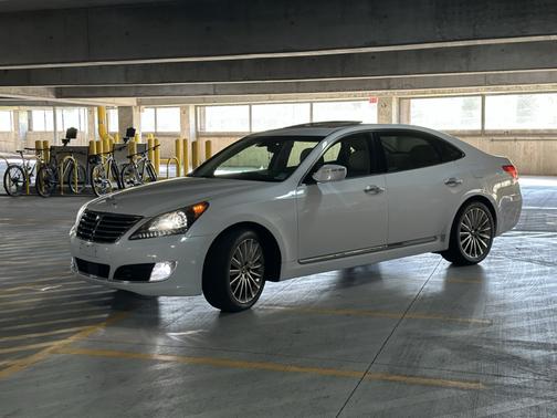 2014 Hyundai Equus Signature