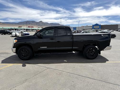 2014 Toyota Tundra SR5