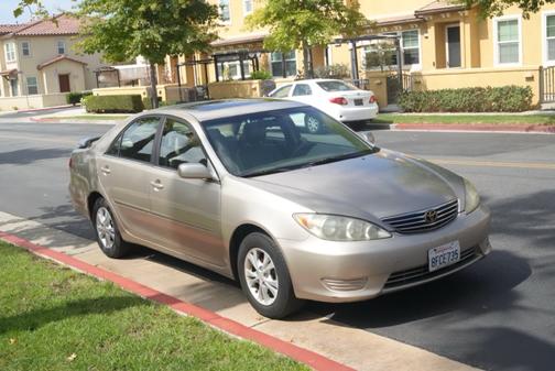 2006 Toyota Camry LE