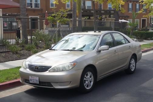 2006 Toyota Camry LE