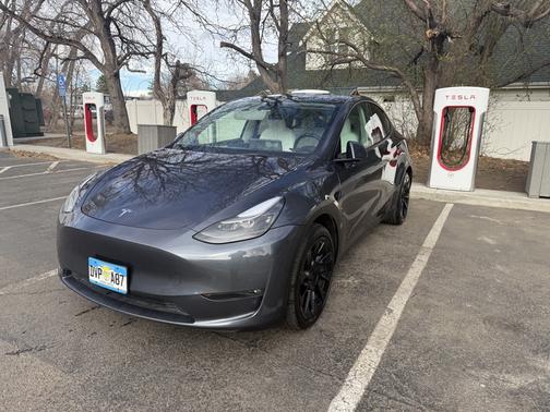 2023 Tesla Model Y Long Range