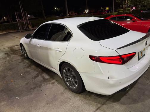 2018 Alfa Romeo Giulia Base