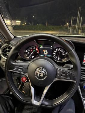 2018 Alfa Romeo Giulia Base