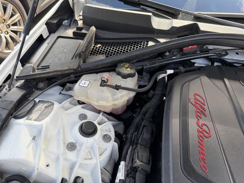 2018 Alfa Romeo Giulia Base