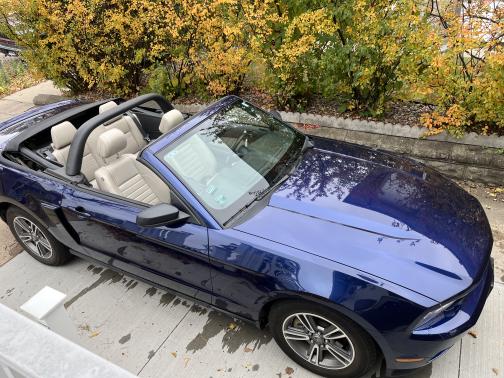 2012 Ford Mustang V6