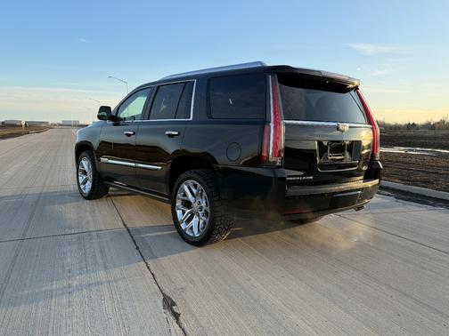 2017 Cadillac Escalade Premium Luxury