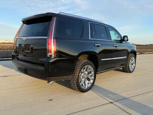 2017 Cadillac Escalade Premium Luxury