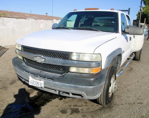 2002 Chevrolet Silverado 3500 LS Crew Cab