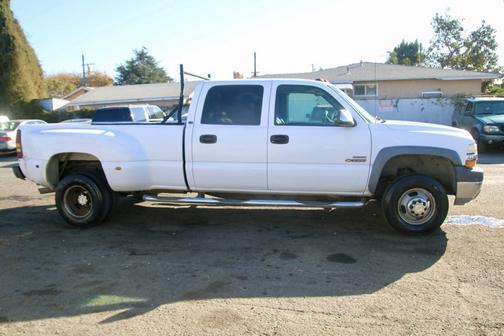 2002 Chevrolet Silverado 3500 LS Crew Cab