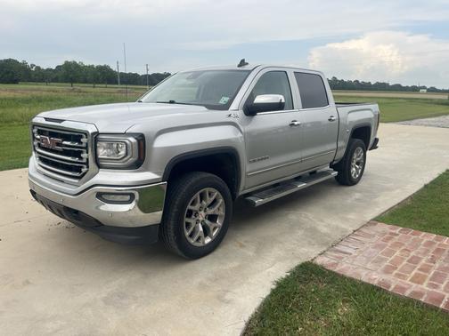 Silver 2017 GMC Sierra 1500 SLT