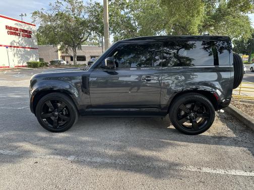 2023 Land Rover Defender Carpathian Edition