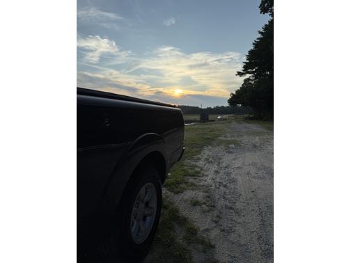 2004 Nissan Frontier XE King Cab