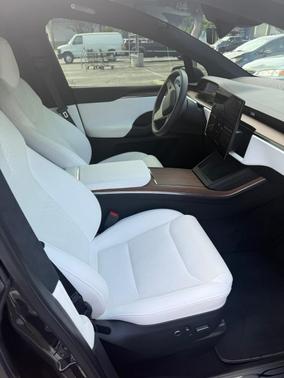 Gray 2023 Tesla Model X Base