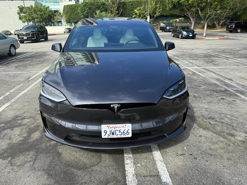 Gray 2023 Tesla Model X Base