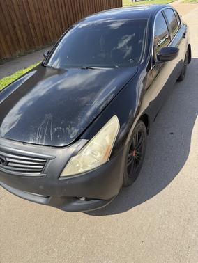 2015 INFINITI Q40 Base