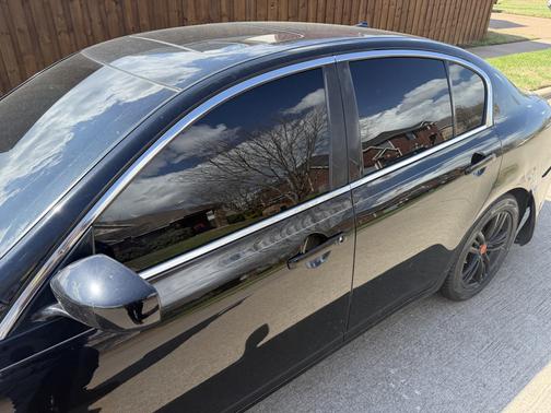 2015 INFINITI Q40 Base