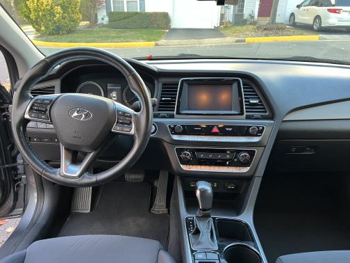 2018 Hyundai SONATA SEL