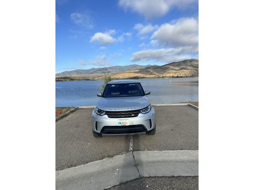 2020 Land Rover Discovery SE