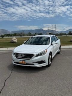 White 2017 Hyundai SONATA Base