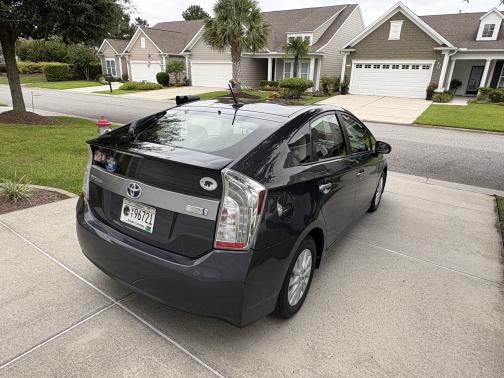 2013 Toyota Prius Plug-in Base