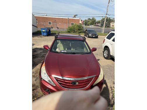 2012 Hyundai SONATA GLS