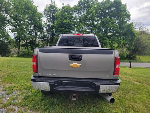 Silver 2007 Chevrolet Silverado 2500 LT2 H/D Crew Cab