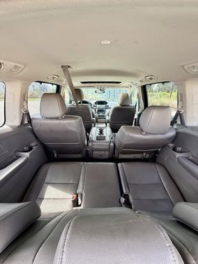 Black 2015 Honda Odyssey EX-L