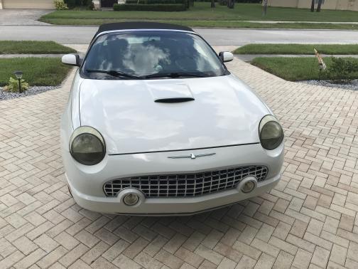 2002 Ford Thunderbird Deluxe