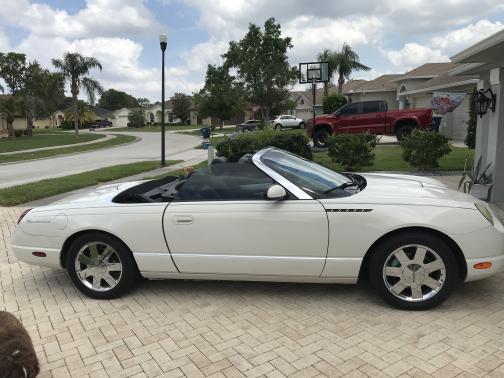 2002 Ford Thunderbird Deluxe