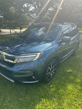 Blue 2019 Honda Pilot Touring 7-Passenger