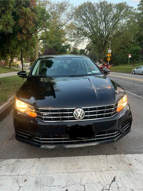 2017 Volkswagen Passat 1.8T R-Line w/Comfort
