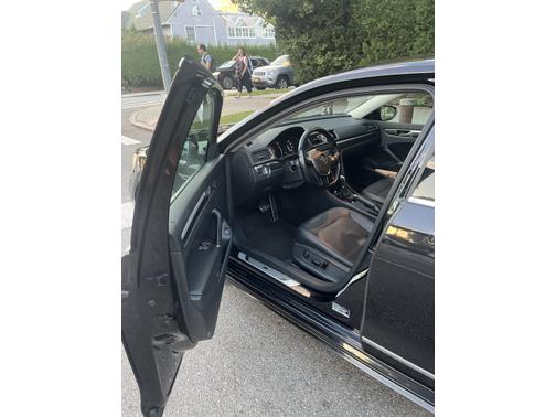 2017 Volkswagen Passat 1.8T R-Line w/Comfort