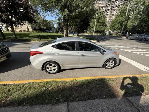 Silver 2012 Hyundai ELANTRA GLS