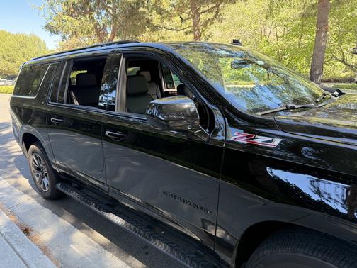 Black 2021 Chevrolet Suburban Z71