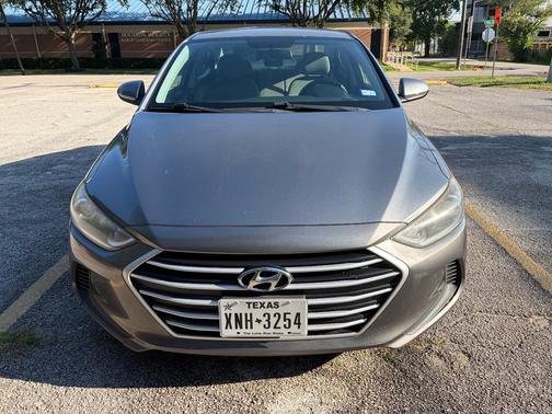 Gray 2018 Hyundai ELANTRA SEL