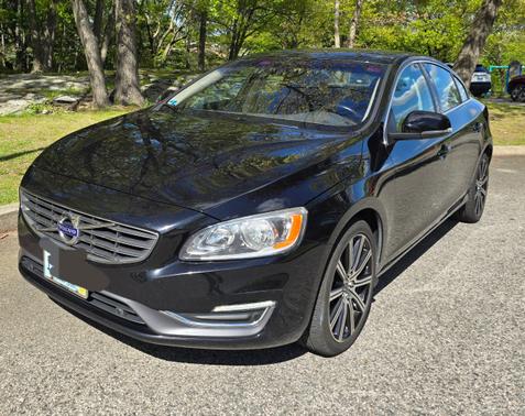 Black 2016 Volvo S60 Inscription T5 Premier