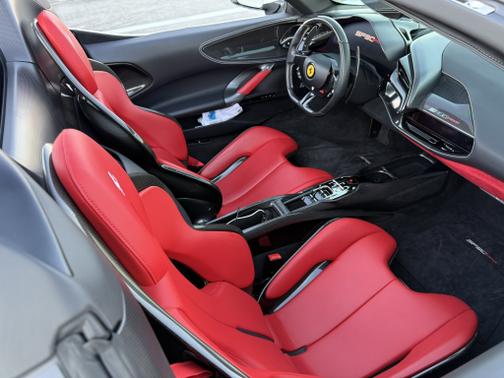 2022 Ferrari SF90 Spider Base