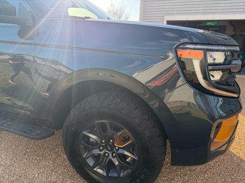 2025 Ford Expedition Tremor