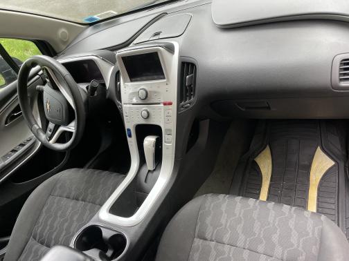 2011 Chevrolet Volt Base