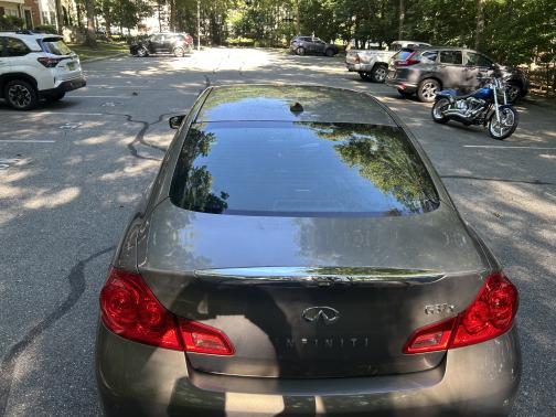 2011 INFINITI G37x Base