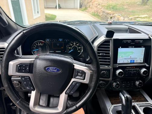Black 2016 Ford F-150 Platinum