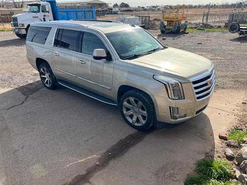 2017 Cadillac Escalade ESV Luxury