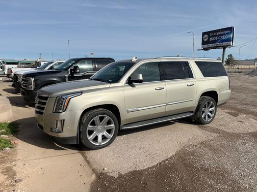 2017 Cadillac Escalade ESV Luxury