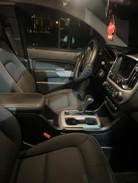 Black 2021 Chevrolet Colorado LT