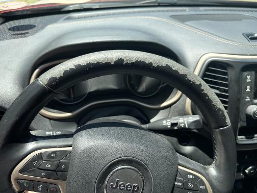 2016 Jeep Cherokee Altitude