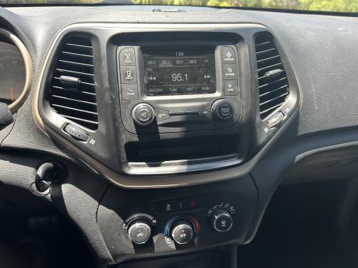 2016 Jeep Cherokee Altitude