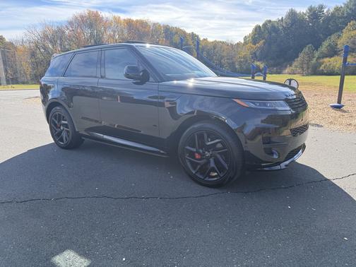 Black 2024 Land Rover Range Rover Sport P400 SE Dynamic